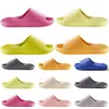 Style5 Hommes Femmes Pantoufles Été Diapositives Designer Sandales Classique Doux Plage Imperméable Vert Rose Rouge Jaune Orange Bleu Gris Mens Slipper Sandal Slide