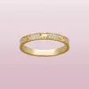 Love Ring Designer anneaux Ring Diamondpave Band de mariage Femmes Bijoux de luxe Titanium Steel Goldplated Never Fade pas Aller7833455