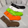 2024 NOWOŚĆ SKWIEKÓW MENSOWYCH Casual Doschwale Stocking Five Pare Designer Letter Hafdery Socks