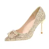 Sapatos de vestido Gold Glitter Casamento Mulheres 2024 Pérola Quadrada Fivela Baixo Salto Bombas Mulher Apontou Toe Ladies Party