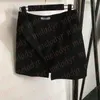 Moda designer saias de luxo feminino preto split vestido com fivela streetwear jacquard carta sexy mini saia lápis fino saia