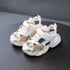 Sneakers sommar nya barns andningsbara nonslip skor pojkar sport baotou sandaler baby flickor ihåliga sneakers strand slitage