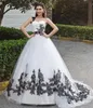 Blanc 2024 Noir et robe de mariée dentelle appliques une épaule longue tulle robes de mariée tribunal train vintage nouveau gothique robe de novia