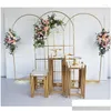 Décoration de fête Cadre en métal différent Luxe Romantique Toiles de fond Étagère extérieure Pelouse Arc de mariage Fleur Rack Panneau d'affichage Bannière D Dhera