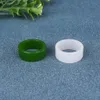 Natural Green White Hetian Jade 7-10 Storlek Flat Ring Chinese Jadeite Amulet Fashion Charm smycken hand snidade gåvor kvinnor män316i