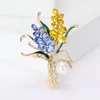 Broches BeautBerry femmes strass oreille de blé 4 couleurs Design fleur épingles bureau fête décontracté accessoires cadeaux