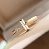 Высококачественное дизайнерское кольцо с бриллиантом для женщины с покрытием T1, серебро 925 пробы, розовое золото 18 карат, модный тонкий дизайн с бриллиантовой инкрустацией, классический ювелирный подарок