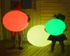 7 Färg RGB LED Floating Magic Ball LED upplyst poolboll Boll Ljus IP68 Utomhusmöbler Bar Bordlampor med Remote9100565