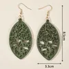 Brincos pendurados folha geométrica oco corte escultura pingente de madeira vintage verde orelha usar acessórios de jóias femininas