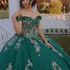 2024 sukienki Quinceanera ciemnozielone złote koronki aplikacje z kryształowych koralików ramion cekiny krótkie rękawy 3D kwiaty kwiatowe kwiaty plus size formalne suknie wieczorowe na imprezę