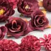 Decoratieve bloemen 35 stuks bordeaux kunstzijde bloemhoofd in bulkmateriaalpakket voor doe-het-zelf-slinger haarspeld plakboekaccessoires