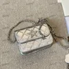 24c mini yıldız makyaj çantası 15 cm kadın omuz çantası deri elmas kontrol gümüş donanım metal toka lüks el çantası matelasse zincir crossbody cüzdan tasarımcısı sacoche