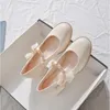 Zapatos de vestir Tacones altos para mujer 2024 Bombas Punta cuadrada Gótico Calzado de verano para mujer Mary Jane Estilo japonés Lolita con lazo Blanco A