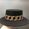 Nouveau laine pour hommes et femmes sangles de la lettre de section plate largeur largeur haut top hat rétro plate et coréen version d'Europe America Hat à bord large chapeau seau Bucket