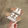 Slipper 2-14 år kork babyskor barns strandskor ungdomar stora barn sandaler tofflor sommar mode casual hem läder tofflor j240228
