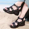 Sandaler 2024 Fashion Shoes for Women Summer Women's Mid Heel Water Proof One Word Buckle Open Toe Sying Zapatillas de Mujer