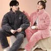 Kvinnors sömnkläder 3-skikt förtjockar korallfleece par vinter sovande pyjamas set mode blixtlås pälsa för hem pijama mujer
