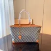 Torba projektantów mody luksurys torebki torebki na ramię Crossbody Bag Pasek wytłaczane torby na zakupy TOUS LADY Luksusowa torebka kobiet