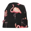 Bérets Flamingo Black Bonnet Chapeaux Pink Retro Vintage Animal Befonnais graphiques Skullies Bons d'automne hip hop kpop chaud