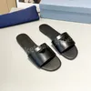 Designer Kvinnor tofflor Sandaler Slides Outdoor Fashion Wedges Shoes For Women Non-Slip Leisure Ladies Slipper Storlek 35-43