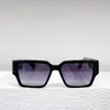 Occhiali da sole classici alla moda di design in policarbonato metallo quadrato V4461 Occhiali da sole di lusso da uomo Occhiali da guida per il tempo libero e per il tempo libero