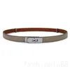 Klassiska bälten för kvinnor Designer Belt Multicolor Black Red Blue Valfri Ikonisk metallspänne Luxury Classical Thin Vintage Populära kvinnors bälten Delikat YD013 C4