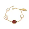 Designer Jewelry Luxury Bracelet VanCA Precision Star Ladybug Five Flower Bracelet Womens Light Luxury K Gold White Fritillaria Red Jade Marrow Handpiece