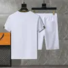 럭셔리 남성 땀복 세트 반바지 Tshirt 슈트 디자이너 트랙 슈트 자수 눈 패턴 짧은 슬리브 여름 스포츠웨어 느슨한 캐주얼 마모 편안