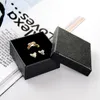 Enkel Seven 6 36 32 3cm Classic Black Jewelry Ring Box Special Pappersarmband BOOLING BOX Festival Pendant Display med Sponge248R