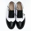 Chaussures décontractées quatre saisons en cuir véritable noir blanc Sapato femmes Oxford loisirs Derby pointe d'aile plate