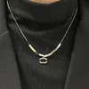 Colgantes de letras de acero inoxidable Collares de diseñador Gargantilla Collar de joyería de marca Collar de perlas de cristal Cadenas con estilo Hombres para mujer Regalos de cumpleaños de boda