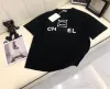 Par Luxury Designer Fashion Crew Neck T-shirt Två C-brevtryck 100% bomull