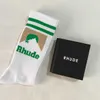 Rhude Socks Simple Letter High Quality Cotton European American Street Trend Socks Men and Women Socks Warm och Bekväma nålstrumpor Rhude Par Intube So Pwe0