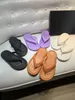 Paris Vintage Slide Candy Color Men Beach Slippers Sandaler Luxury Woman Quiltade Brand Flip Flops Högkvalitativ stilfull toffel Klassiker Thong Sandal Flat Shoes