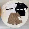 Mode luxe Designer T-shirt ensembles courts marque vêtements d'été coton manches courtes vêtements costumes bébé enfant en bas âge enfants enfants fille o8VU #