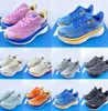 2024 Scarpe per bambini Hoka Clifton 9 Sneakers per bambini Scarpe da ginnastica Hokas One Free People Ragazze Ragazzi Scarpe da corsa Designer giovanile Runner traspirante Nero Bianco rosa 6612ess