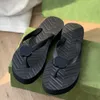 2024 Luxury Famous Designer Slippers For Womens Ladies Rubber Slides Flat Summer Outdoor Flip Flops sandles sandals Luxe Ladies sandale Sliders