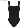 Kvinnors badkläder Ny sexig svart jumpsuit avancerad lantningseffekt Solid Color Triangle Swimsuit Sexig U-formad skönhet 240228