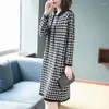 Vestidos casuais moda coreana houndstooth impressão elegante com capuz para mulheres outono streetwear bolsos solto manga longa midi vestido