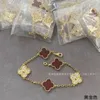 Designer smycken lyxarmband Vanca v Gold Natural Purple Chalcedony Crystal Diamond Four Leaf Grass Five Flower Womens 18k Plated Handpiece 18k Gold