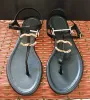 Franska mode märke nya damer sandaler kvinnors flip-flops kvalitet sandaler sommar strand tofflor mode 2c brev grafisk kanal casual platt botten designer sho