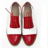 Casual Shoes Red White Ab Patent Leather Style Oxfords Anpassade blandade blandade färgmärken Designer Flat för kvinnor