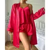 Vêtements de nuit pour femmes Tempérament Arrivées Design Printemps Été Vêtements Pure Couleur Glace Soie Bretelles Shorts Chemise De Nuit Ensemble Trois Pièces