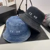 Klasyczne dżinsowe projektanci czapki kubełkowej Dopasowane czapki luksusowe słońce mężczyźni i kobiety elegancki urok trend mody Casquette cztery sezony maska ​​czapka czapka