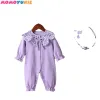 Giubbotti 2022 Primavera Autunno Baby Girl Pagliaccetto Dolce Viola Margherita Collare della bambola Monopetto Manica lunga Pagliaccetti per bambini + cappello Vestiti per bambini 018M