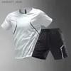 Herrspårar Summer Ice Silk Sports Mens Ställ in ny snabb torkning och andningsgymkläder som kör basketträning kortärmad topp och shorts Q240228