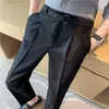 Abiti da uomo 2024 Moda estiva Pantaloni da abito scozzesi Slim Fit Inghilterra Stile Business Dress Pantaloni Abbigliamento di lusso Uomo 29-36