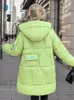 Trenchs de femmes Manteaux de coton Manteau Femmes Vert Lâche Épais Chaud Parkas à capuche 2024 Mode d'hiver Coréen Poches arrière Vêtements