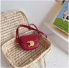 Girl Handbags Kids Fashion One Shoder Bags Children Cartoon pattern Accessories Bag Mini Mouth One Shoulder Earphone Key Pack Tofu Bag