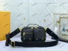 فائدة Crossbody Women Women Handbag Pres Canvas Canvas Camera Stud Mini Cootbagbag Counter Counter Closure M59244 M58652 M80450 M80446